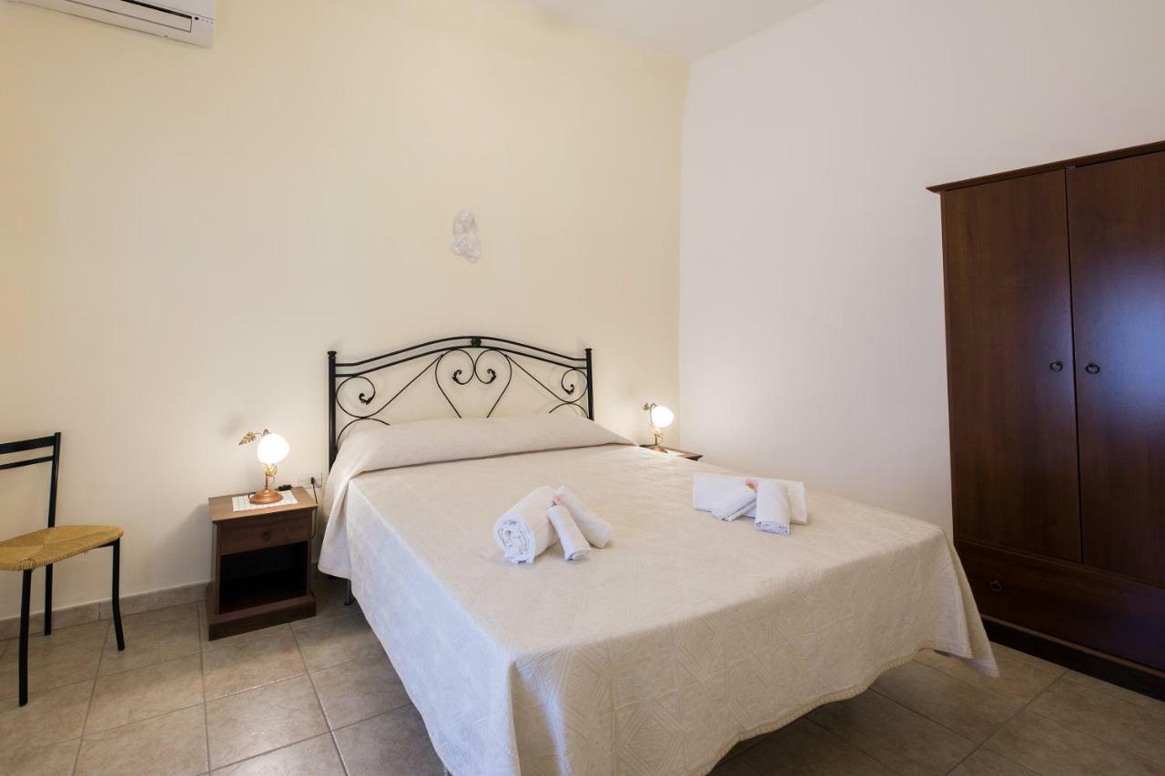 Antico Rifugio Bed & Breakfast กาโรวิญโญ ภายนอก รูปภาพ